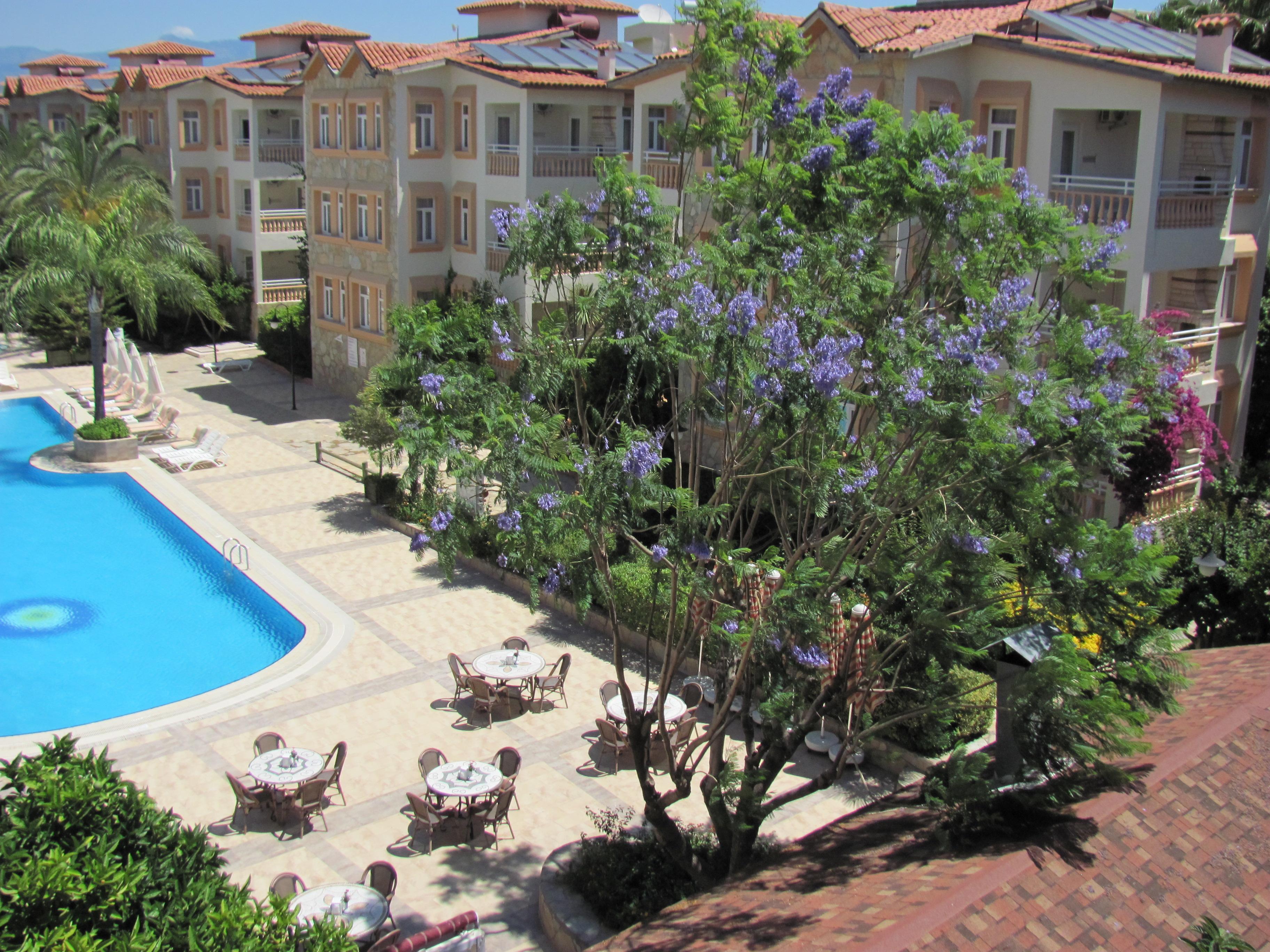 Village Family Hotel 4*