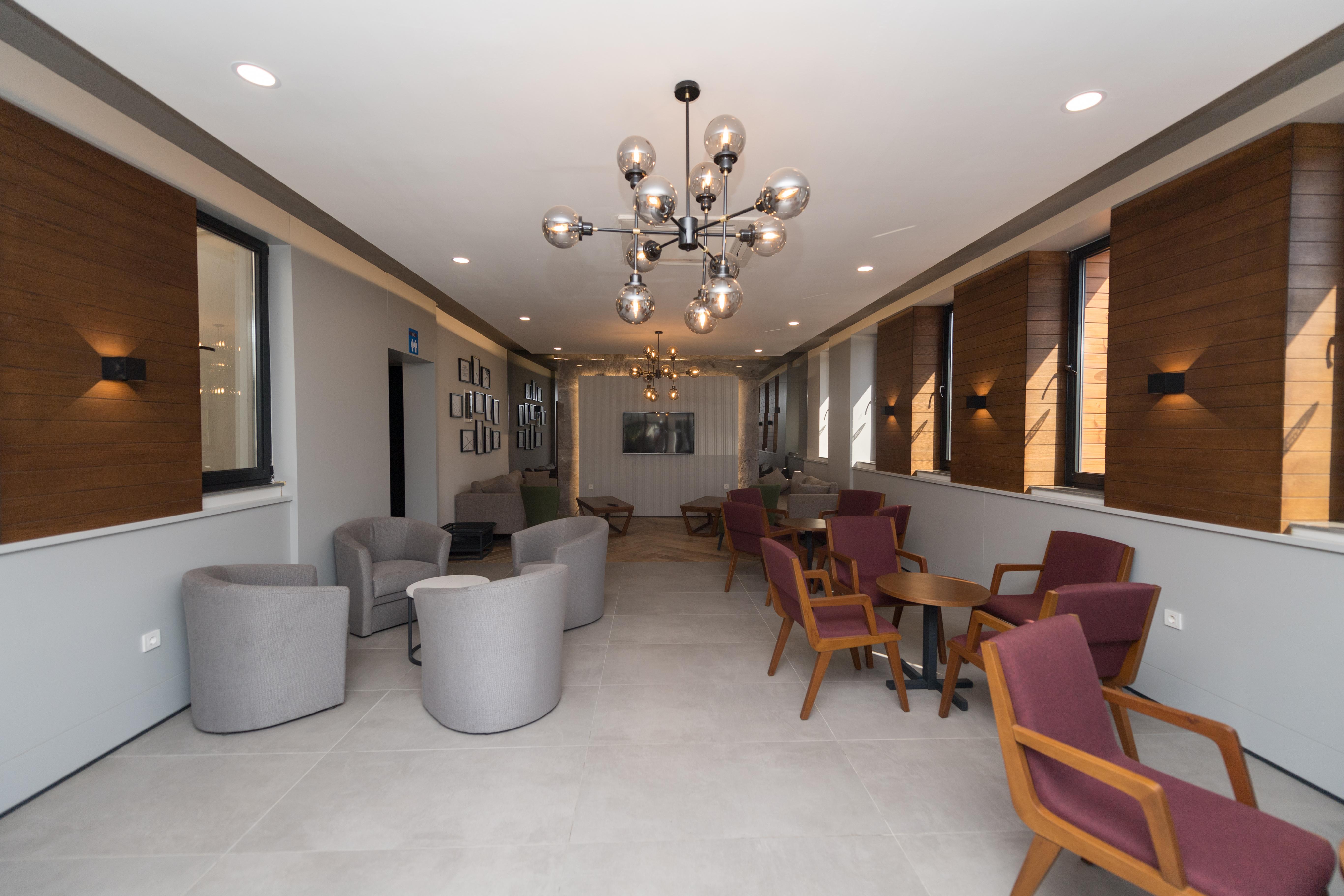 Village Family Hotel